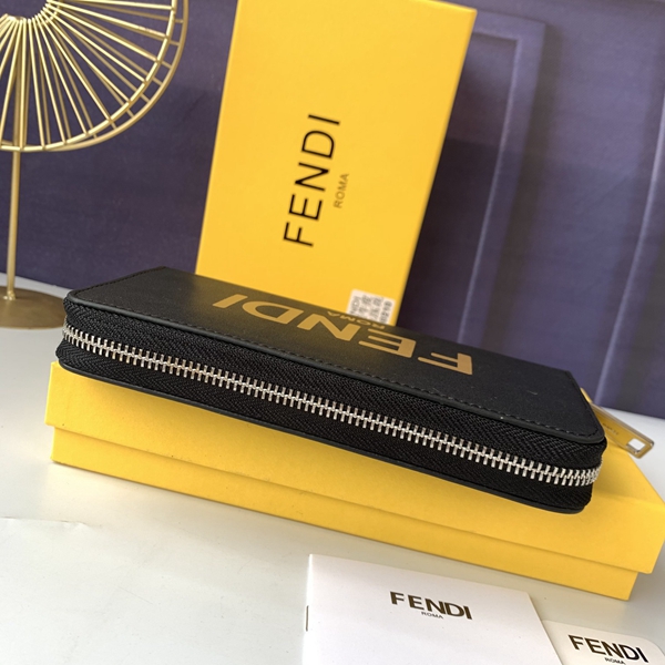 超激安ブランド財布偽物背面デザイン